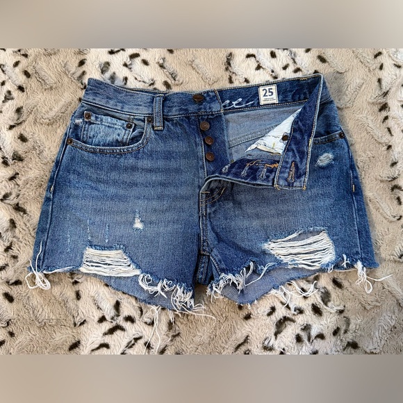 WE THE FREE Sofia Shorts Denim Cut-Off Mid Rise Distressed Button Fly Women's 25 - Picture 5 of 9